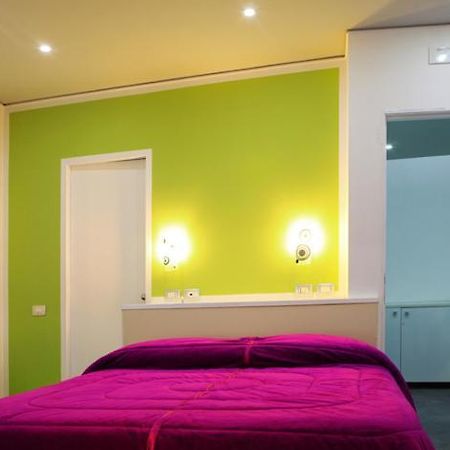 The Fresh Glamour Accommodation Naples Room photo